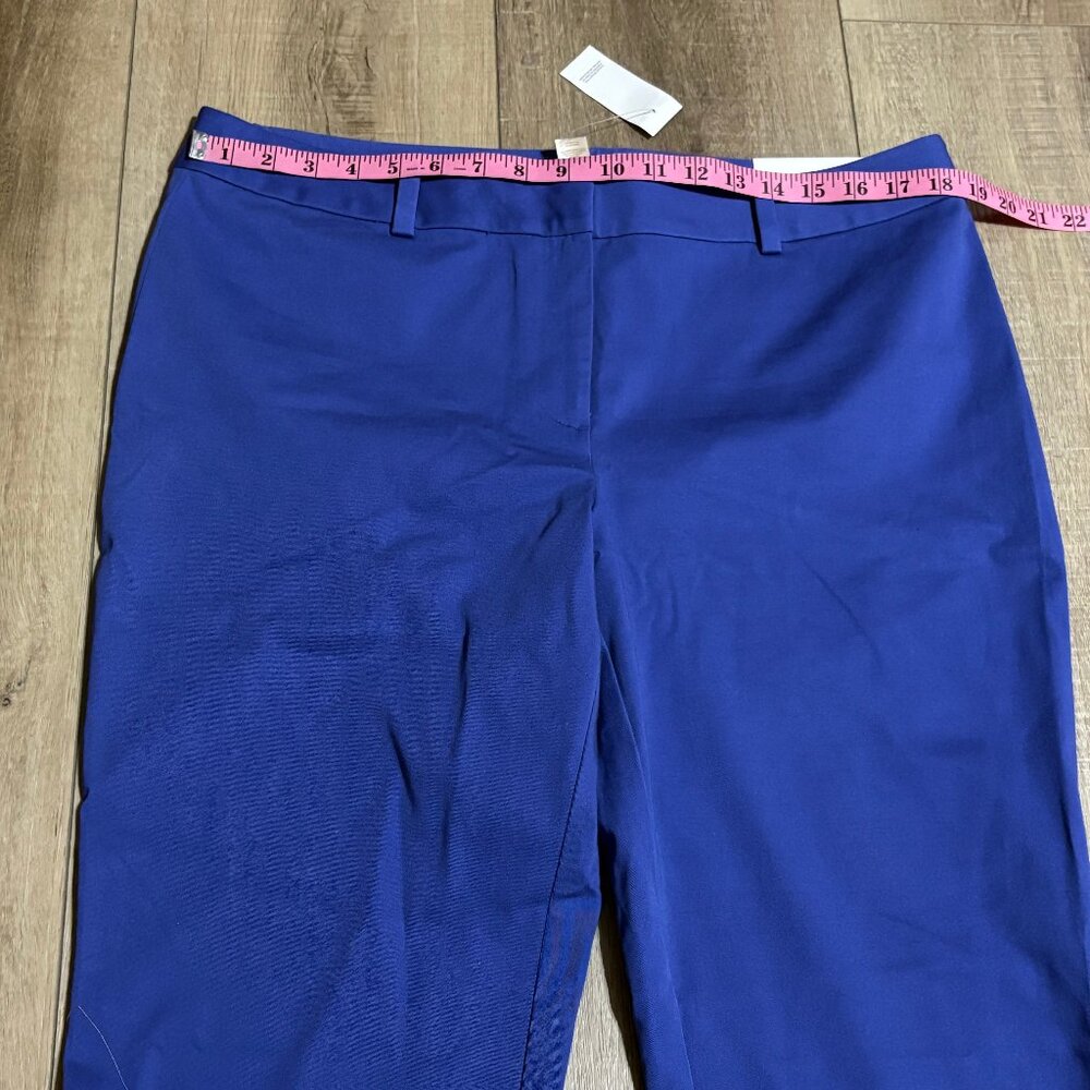 NWT LOFT Original Crop Chino Pants Size 14 Blue - Picture 7 of 11